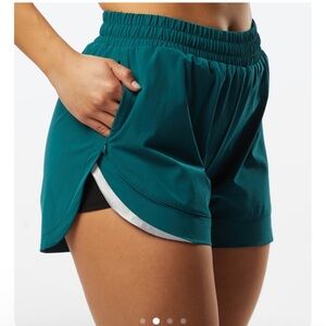 Alphalete Stride Short ✧ Velvet Teal ✧ Size M